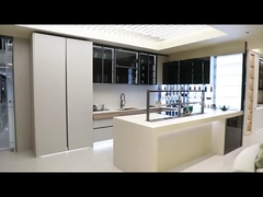 Desain lemari dapur pintar ruang pamer