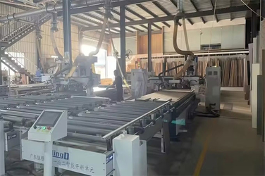 Foshan DongYa Furniture Co., Ltd. lini produksi pabrikan