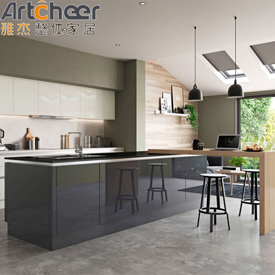 Beli Luxury Modular Kitchen Pantry dengan desain sederhana dan High Gloss 2pac Lacquer Finish pembuatan online