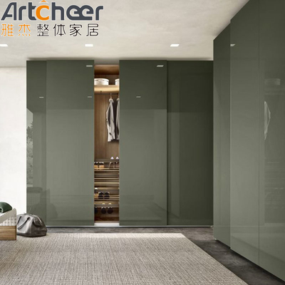 Beli Ukuran yang disesuaikan Pintu geser lemari pakaian di High Gloss Lacquer Finish dengan efek cermin pembuatan online