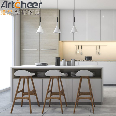 Lemari Dapur Berstandar Tinggi Dengan Pulau Dalam Desain Minimalis Modular / RTA Atau Disesuaikan