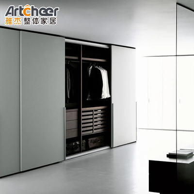 Furnitur Kamar Tidur Pakaian Putih Modern Lemari dengan Storage Wall Design Slide Door