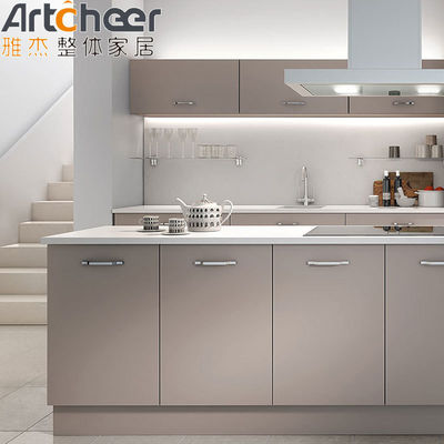 High Gloss Putih Dapur Kabinet Set Dengan Laminated Bullnose Countertop